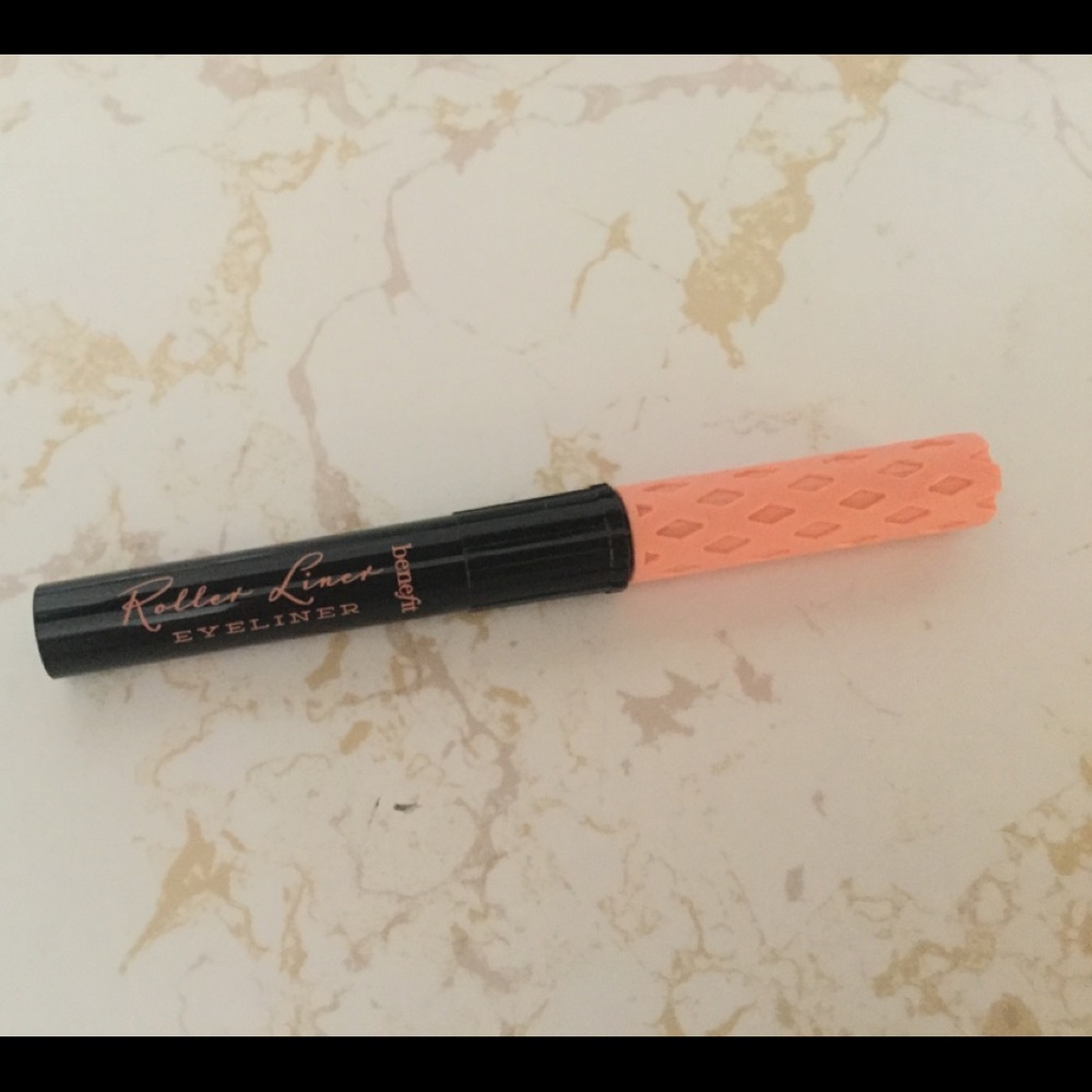 Benefit Roller Liner Liquid Eyeliner in Black
